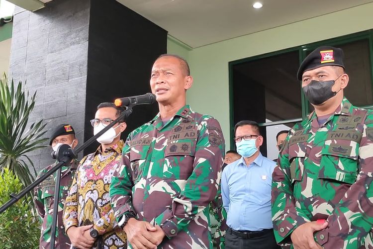 Panglima Kodam Jaya Mayjen TNI Mulyo Aji saat ditemui di kawasan Serpong Utara, Tangerang Selatan, Kamis (14/10/2021).