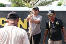 Wujudkan Misi Hijau, Bupati Anom Memulai Gerakan Penanaman Pohon