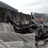 Kebakaran Gudang Bahan Baku Cat di Semarang, Api Harus Dipadamkan dengan Cairan Khusus