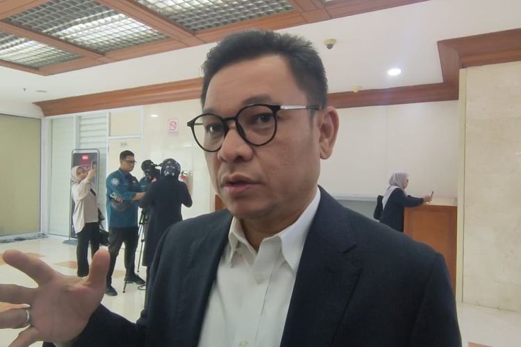 Ketua DPD Partai Golkar Jawa Barat, Ace Hasan Syadzily ditemui di Kompleks Parlemen Senayan, Jakarta, Kamis (4/7/2024).