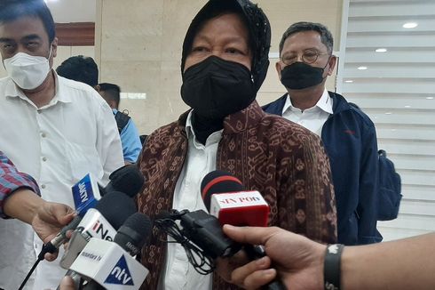 Minta Maaf Atas Perilaku Sekjen Kemensos, Risma: Kalau Saya Harus Duduk di Bawah, Akan Saya Lakukan