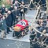 Pemakaman Ekstremis Pakai Bendera Nazi di Atas Peti Mati, Picu Kemarahan Pemimpin Agama