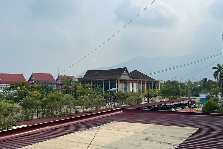 Kualitas Udara Sentuh Kategori Berbahaya, Sumbar Butuh Operasi Modifikasi Cuaca