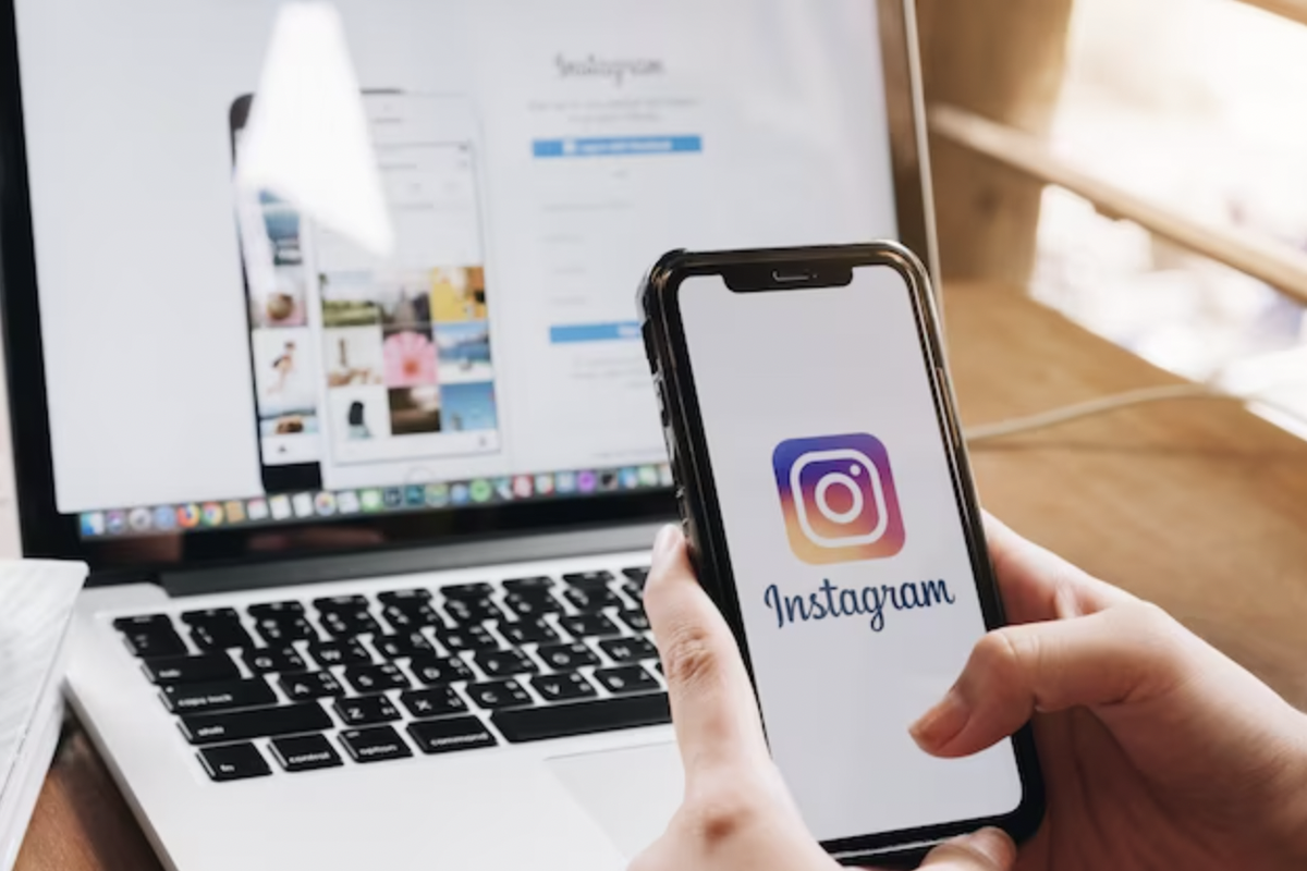 Cara memutuskan hubungan Instagram dengan Facebook.