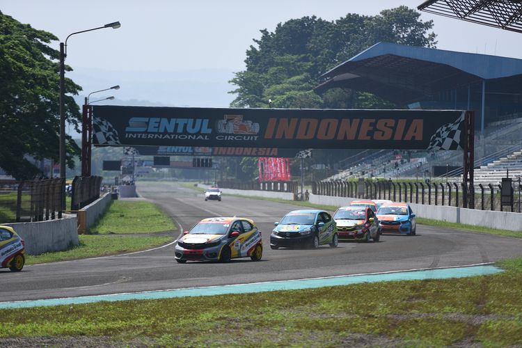 Honda Brio One Make Race tahun 2023, menyajikan pertandingan yang sengit dan menarik, di mana Juara Umum Junus Danuatmojo harus beradu sengit dengan para peserta lainnya hingga putaran final. Ia berhasil mengumpulkan total 84 poin pada sepanjang musim.