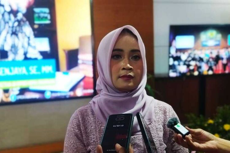 Ketua KPU Bandung Wenti Frihadianti