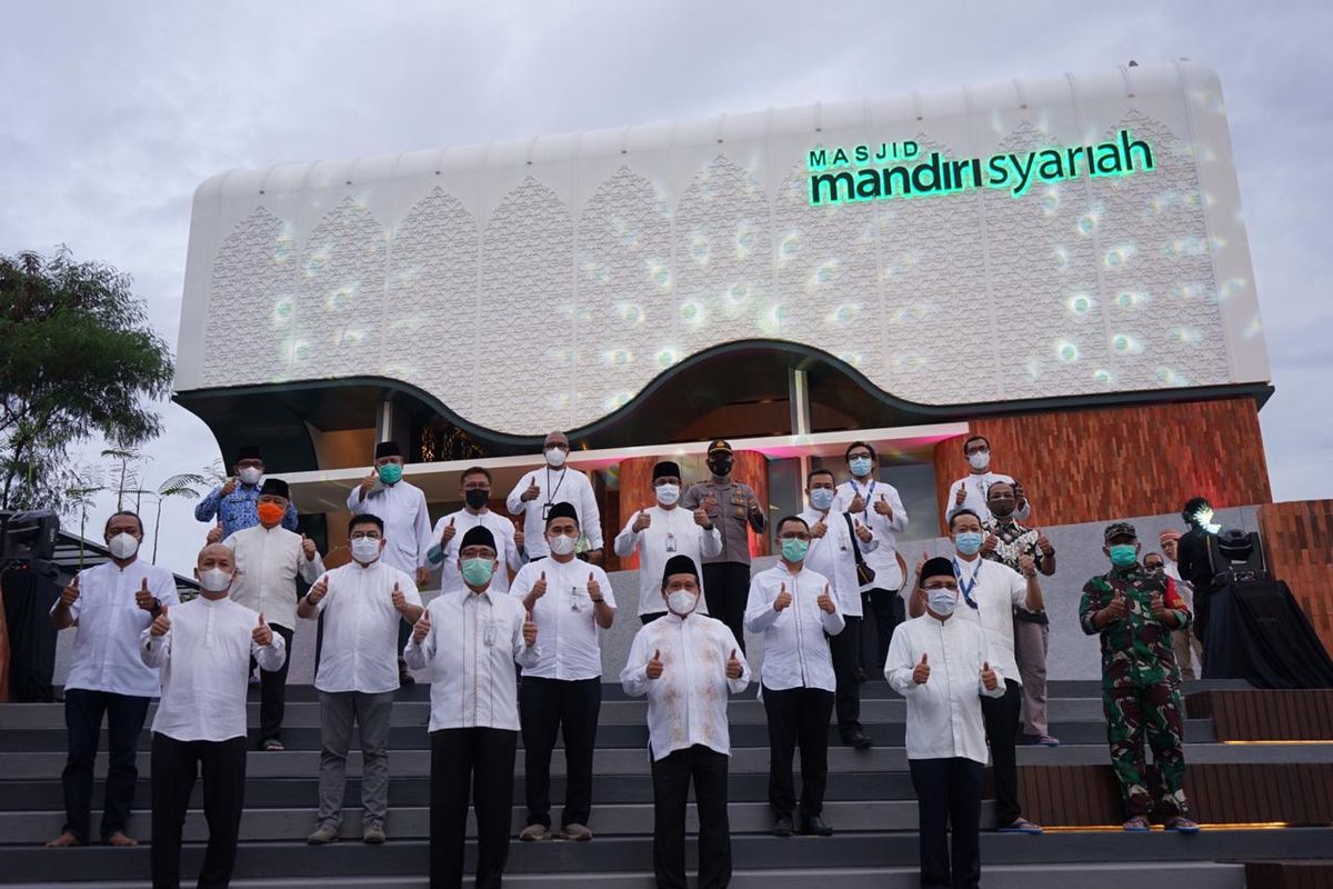 PT Jasa Marga (Persero) Tbk resmikan masjid Mandiri Syariah di Rest Area Tol Cipularang