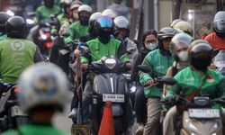 Status Ojol adalah Pekerja, Bukan Pelaku UMKM