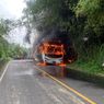 Warga Punguti Rokok Berserakan dari Bus Pahala Kencana yang Terbakar di Bangkalan
