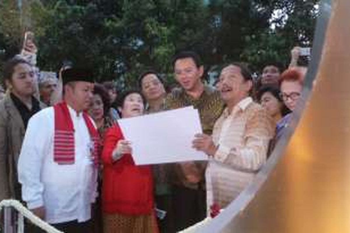 Gubernur DKI Jakarta, Basuki Tjahaja Purnama, meresmikan Taman Diponegoro, Jakarta Pusat, Kamis (20/10/2016).