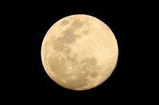 Fenomena Langka 9 Tahun Sekali, Bulan Baru Mikro Diapit 2 Kali Supermoon