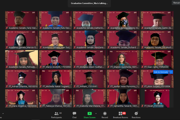 Indonesia International Institute for Life Sciences (i3L) menggelar wisuda keempat pada Kamis, 23 Desember 2021 secara virtul sebagai upaya menekan penyebaran pandemi Covid-19.
