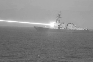 AS Kerahkan Senjata Laser dalam Perang, Rontokkan Drone dan Rudal Iran