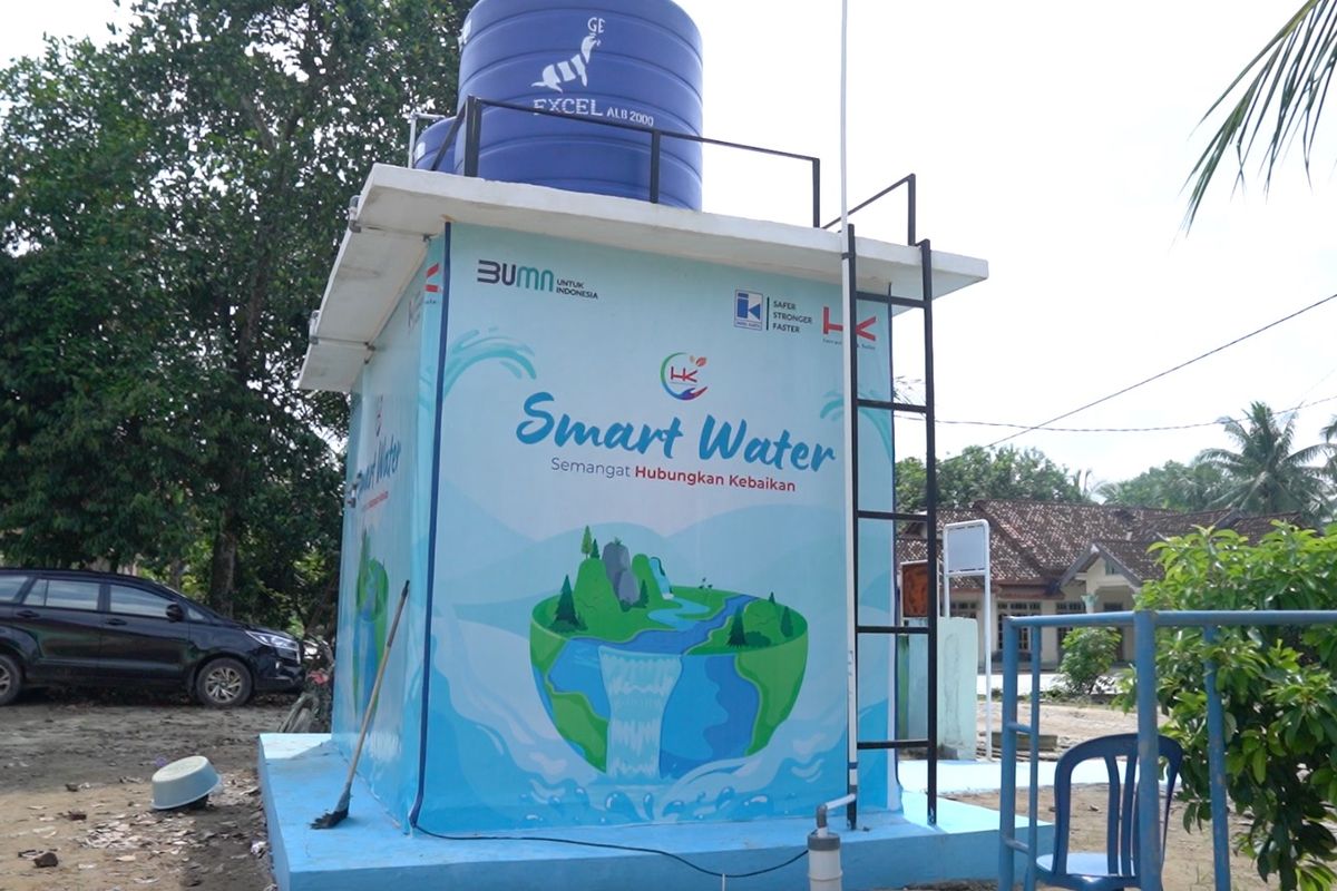 PT Hutama Karya (Persero) (Hutama Karya) berkolaborasi dengan PT Indra Karya
(Persero) (Indra Karya) dalam program penyediaan sarana dan prasarana air bersih Smart Water di
Kabupaten Lampung Tengah, Kecamatan Gunung Sugih, Desa Buyut Utara.
