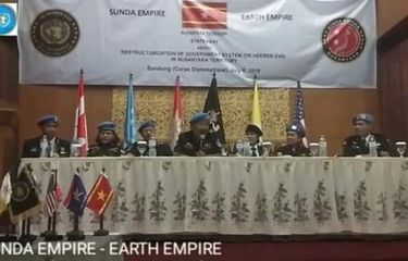 Beredar foto screenshoot sebuah akun yang mempost Sunda Empire di pesan singkat WA.