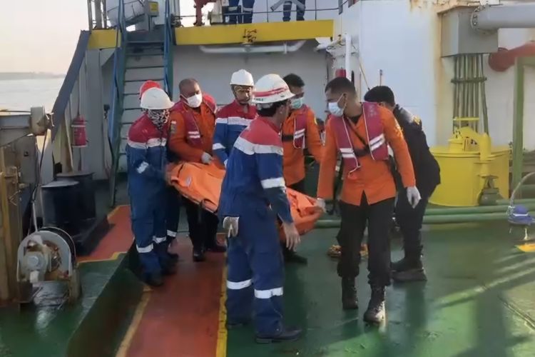 16 Penumpang KM Virgo Transport 8 Tiba di Banjarmasin, 1 Meninggal dan 1 Kritis