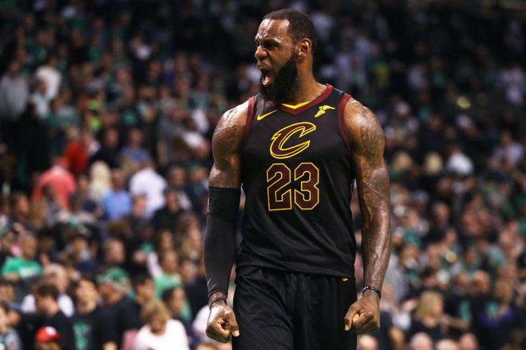 LeBron James mencatat rekor 51 poin pada final pertama NBA 2018, Kamis (31/5/2018). 