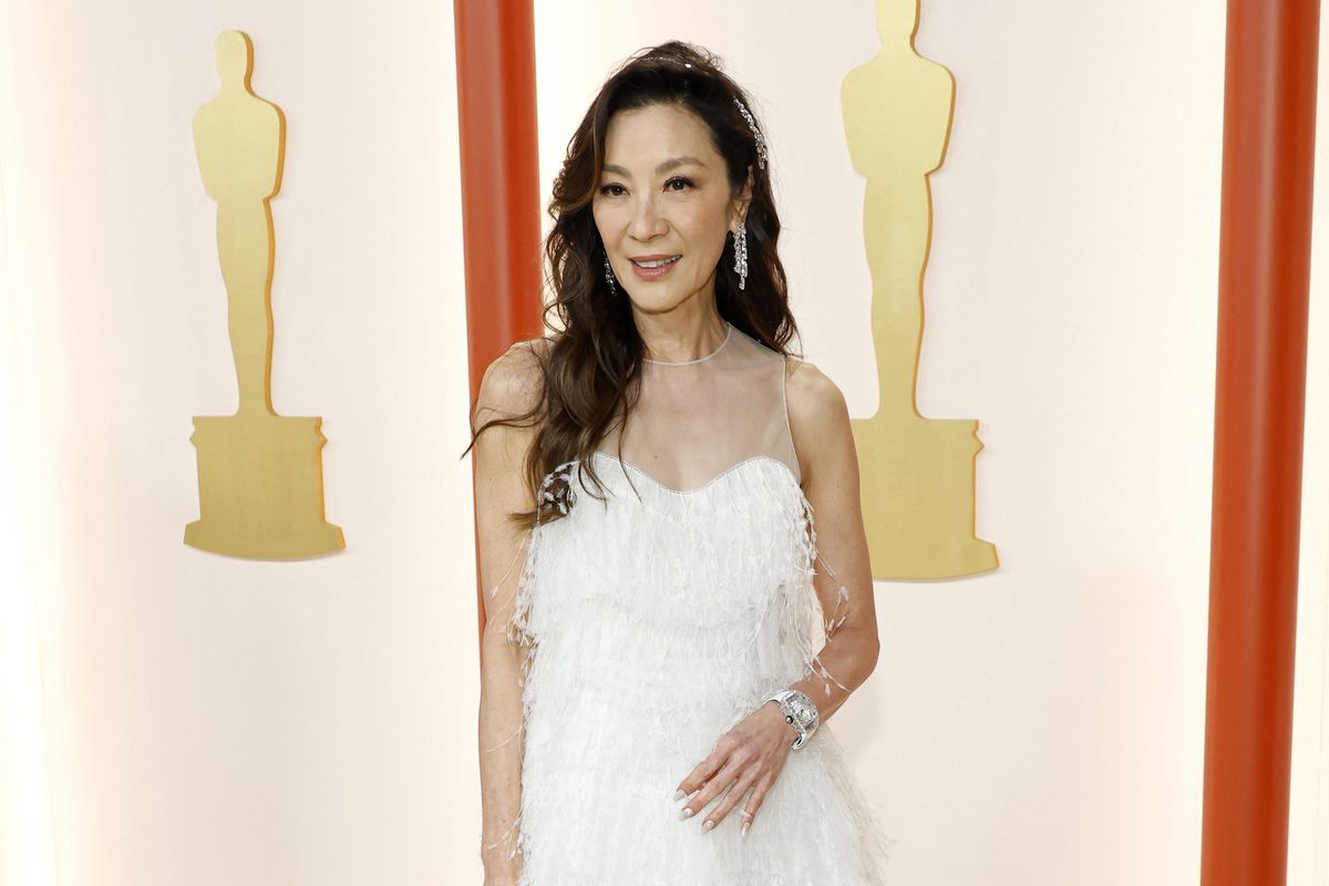 HOLLYWOOD, CALIFORNIA - MARCH 12: Michelle Yeoh attends the 95th Annual Academy Awards on March 12, 2023 in Hollywood, California.   Mike Coppola/Getty Images/AFP (Photo by Mike Coppola / GETTY IMAGES NORTH AMERICA / Getty Images via AFP)