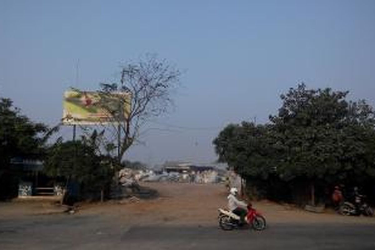 Lokasi yang akan dijadikan Taman Bersih Manusiawi Wibawa (BMW) di Jalan Sunter Permai Raya, Papanggo, Tanjung Priok, Jakarta Utara, Kamis (17/9/2015).