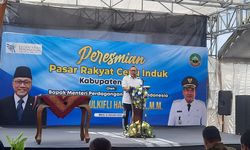 Resmikan Pasar Rakyat Cepu Induk, Zulhas: Kebutuhan Rakyat Jadi yang Utama