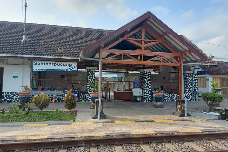Wisata ke Karangkates Malang, Bisa Turun di Stasiun Sumberpucung