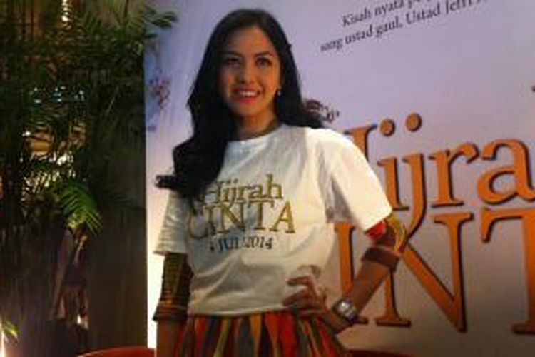 Revalina S Temat hadir dalam press sreening film Hijrah Cinta di XXI Epicentrum Walk, Kuningan, Jakarta Selatan, Sabtu (19/7/2014).