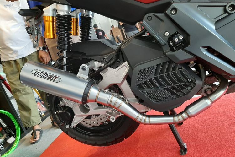 Pilihan knalpot racing Honda ADV 150 di IIMS Motobike Expo 2019