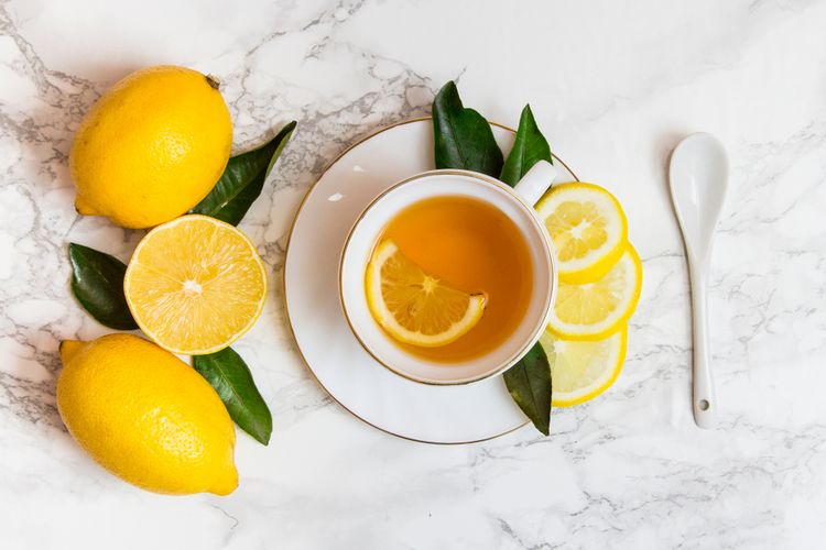 Ilustrasi green tea dan lemon