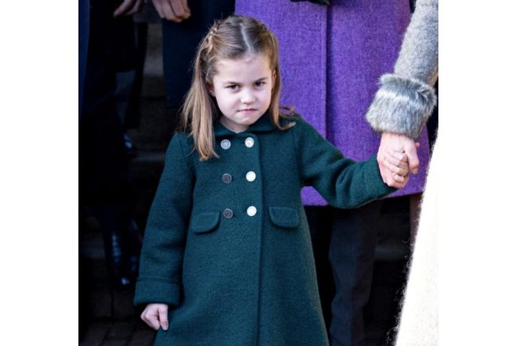 Princess Charlotte baru saja menjadi ikon gaya terbaru Alessandro Michele.