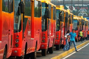 Tarif Transjakarta yang Akhirnya Naik Usai 20 Tahun Bertahan