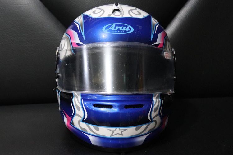 Menguak Biaya dan Kerumitan Airbrush Helm Balap Profesional