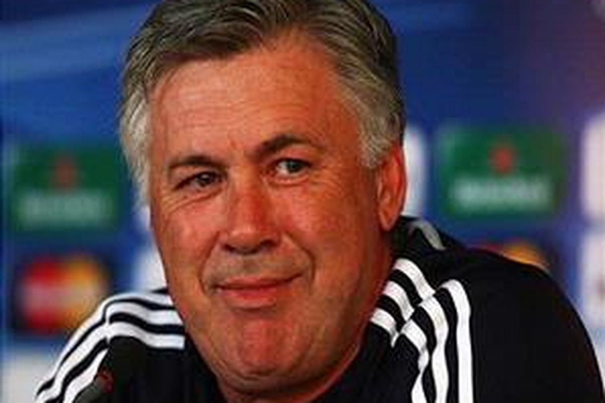 Pelatih Chelsea, Carlo Ancelotti.