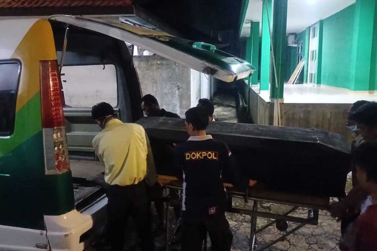 Jenazah Korban Bus ALS Asal Tegal Dipulangkan ke Jawa Tengah via Darat