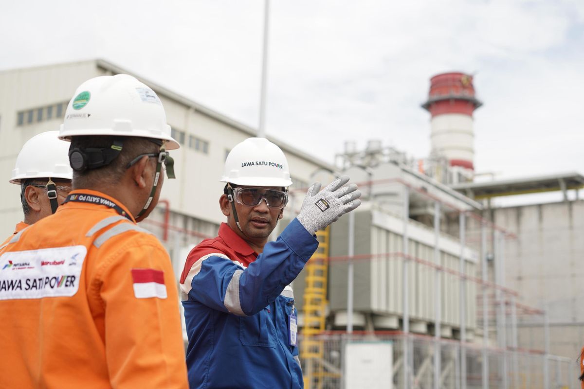 Direktur Proyek & Operasi Pertamina NRE, Norman Ginting, dalam Commanders Call Pertamina NRE di PLTGU Jawa-1, Senin (24/3/2025).
