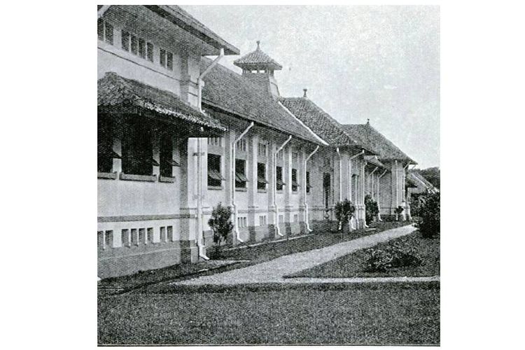 Bangunan HKS, atau sekolah pendidikan guru di Purworejo, Jawa Tengah.
