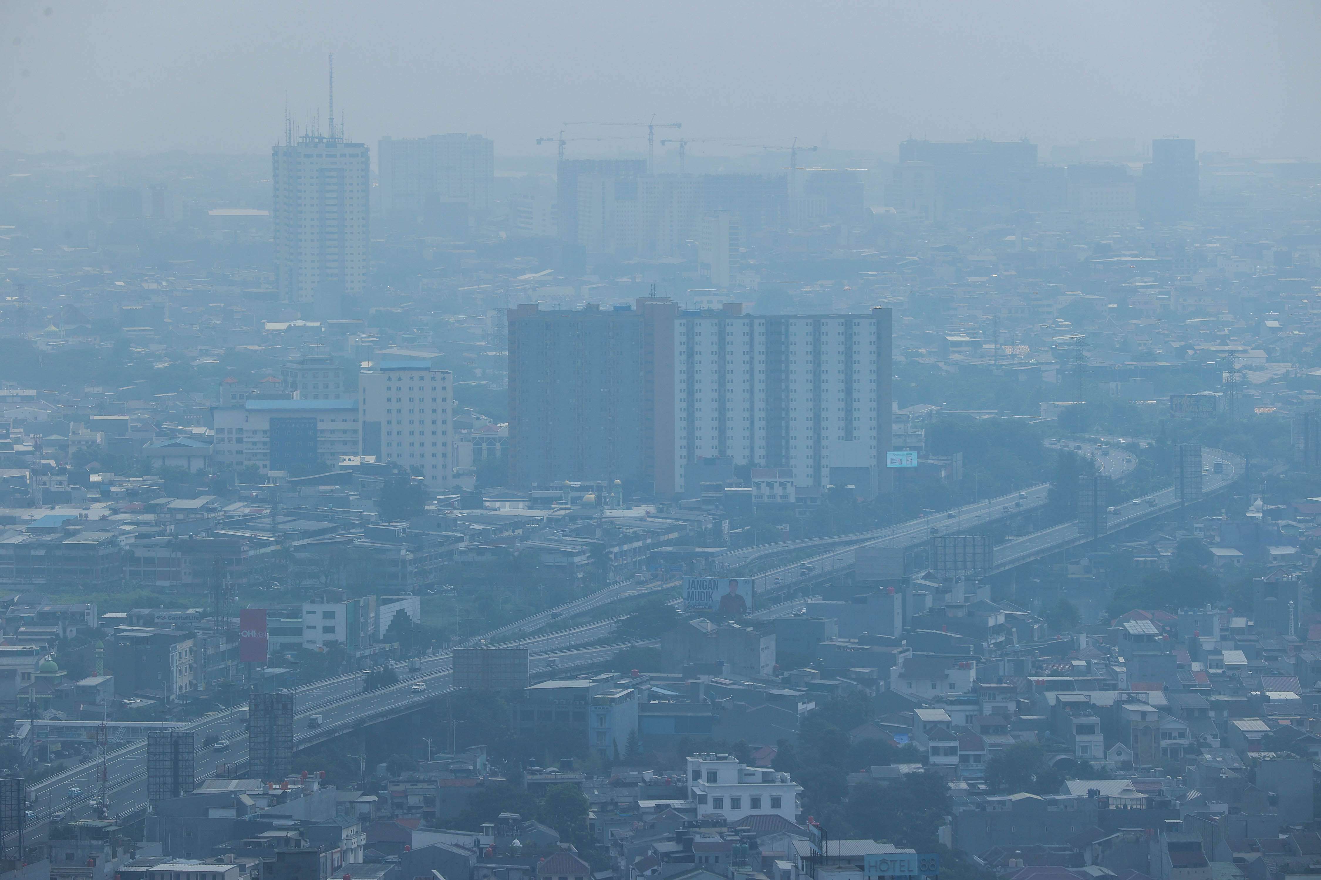 Walhi: Peralihan Kendaraan Berbasis Fosil ke Listrik Tak Selesaikan Masalah Polusi Udara