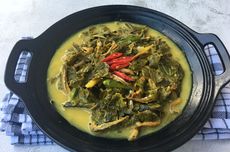 Resep Gulai Daun Singkong Padang, Rebus Daun Singkongnya Lebih Dulu