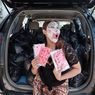 Cerita Inem, Berbagi Masker dan Sembako untuk Pekerja Jalanan Jogja