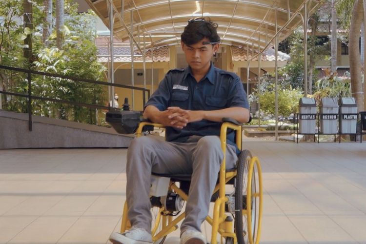 Prototipe kursi roda cerdas hasil inovasi tim hibah Matching Fund Fakultas Vokasi Universitas Sanata Dharma (USD).