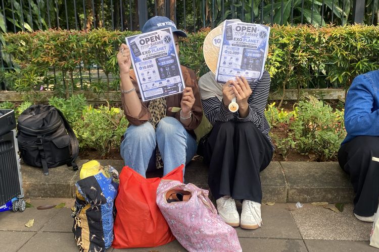 Tak Dapat Tiket Konser EXO di GBK, Bunga Pilih Buka Jasa Penitipan Barang untuk Penonton