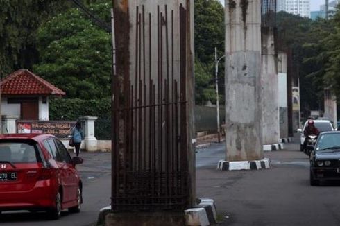 Tiang Proyek Monorel di Kuningan Jaksel Dicuri, Pelaku Beraksi Pakai Gergaji