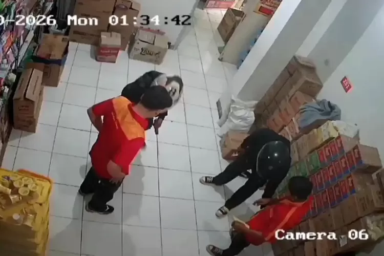 Perampok Minimarket di Subang Gasak Rp 23 Juta, Pistol yang Ditodongkan Ternyata Mainan