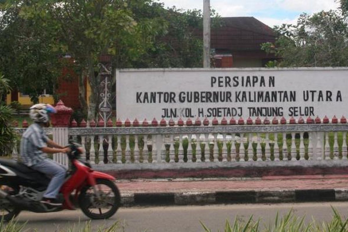 Bangunan eks kantor Bupati Bulungan, Kalimantan Timur, di Tanjung Selor, Bulungan ini, sudah disiapkan sebagai kantor untuk Penjabat Gubernur Provinsi Kalimantan Utara (Kaltara). Tanjung Selor telah ditetapkan sebagai ibu kota Provinsi Kalimantan Utara, daerah otonom baru pemekaran dari Kalimantan Timur.

