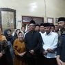 Khofifah Datang, Sampaikan Ungkapan Duka Cita kepada Mahfud MD