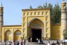 Umat Muslim Kashgar Rayakan Idul Adha Senin