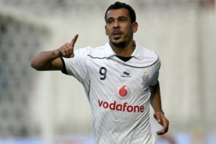 Kapten tim nasional Irak, Younis Mahmoud.