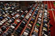 Bolehkah Imam Shalat Sambil Duduk? Ini Hukum dan Posisi Makmumnya