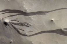 Misteri Guratan Gelap di Mars Ternyata Bukan Air, Lalu Apa?