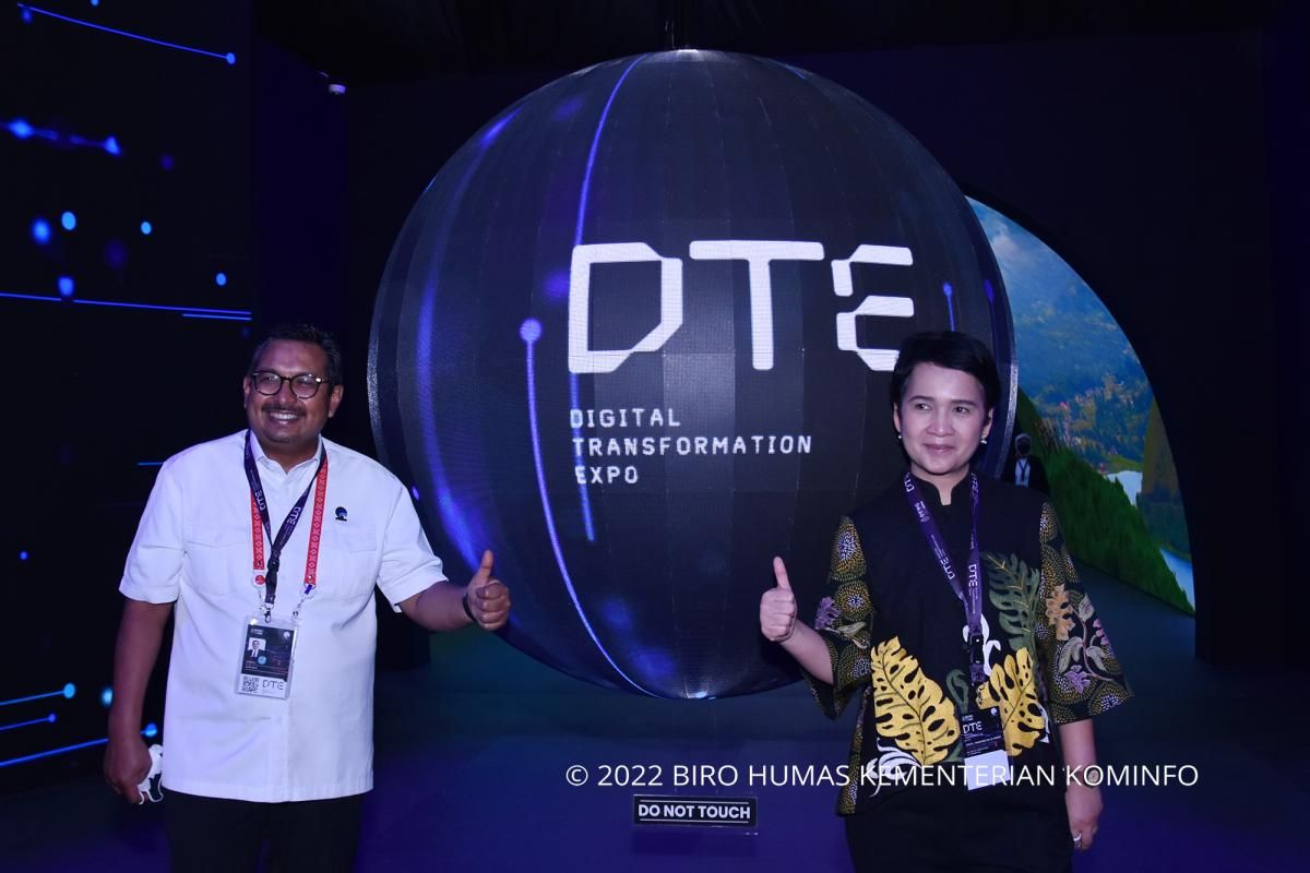 Sekjen Kemenkomifo Mira Tayyiba dan Dirjen SDPPI Hadir di Digital Transformation Expo (DTE) G20 2022.
