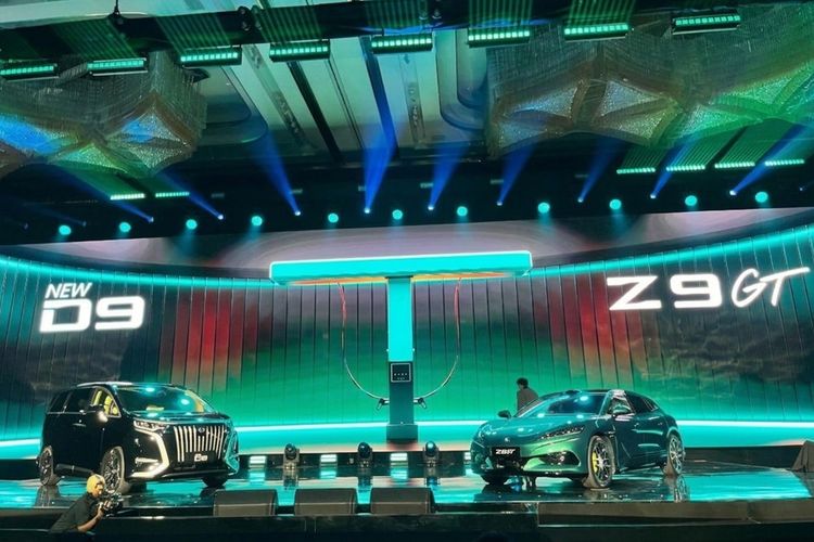 Danza Z9 GT dan D9 Terbaru Resmi Meluncur, Harga mulai Rp 1,08 Miliar